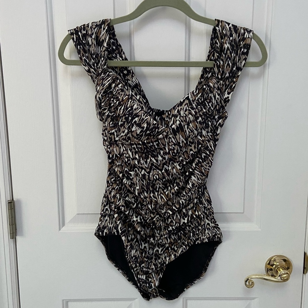 Badgley Mischka Black, White and Brown One Piece Swimsuit